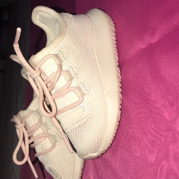 Toddler adidas shoes - Picture 2 of 4